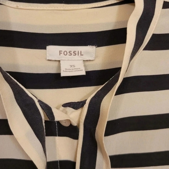 Fossil Silk neck tie striped cream and black blouse - Picture 4 of 8